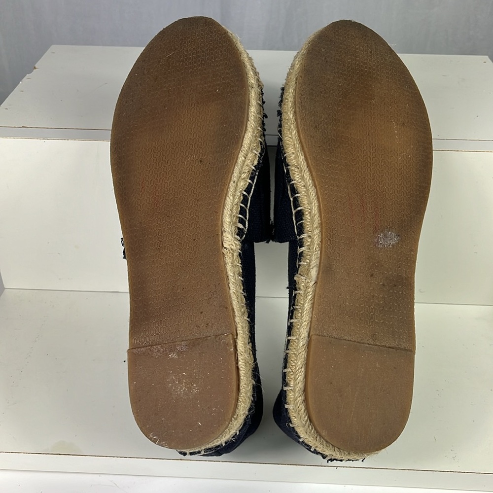 J. McLaughlin Redding Navy Canvas Espadrilles.‎ - Picture 9 of 10